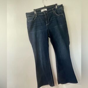 Hollister Curvy Mid rise Boot Cut Jeans 20 R